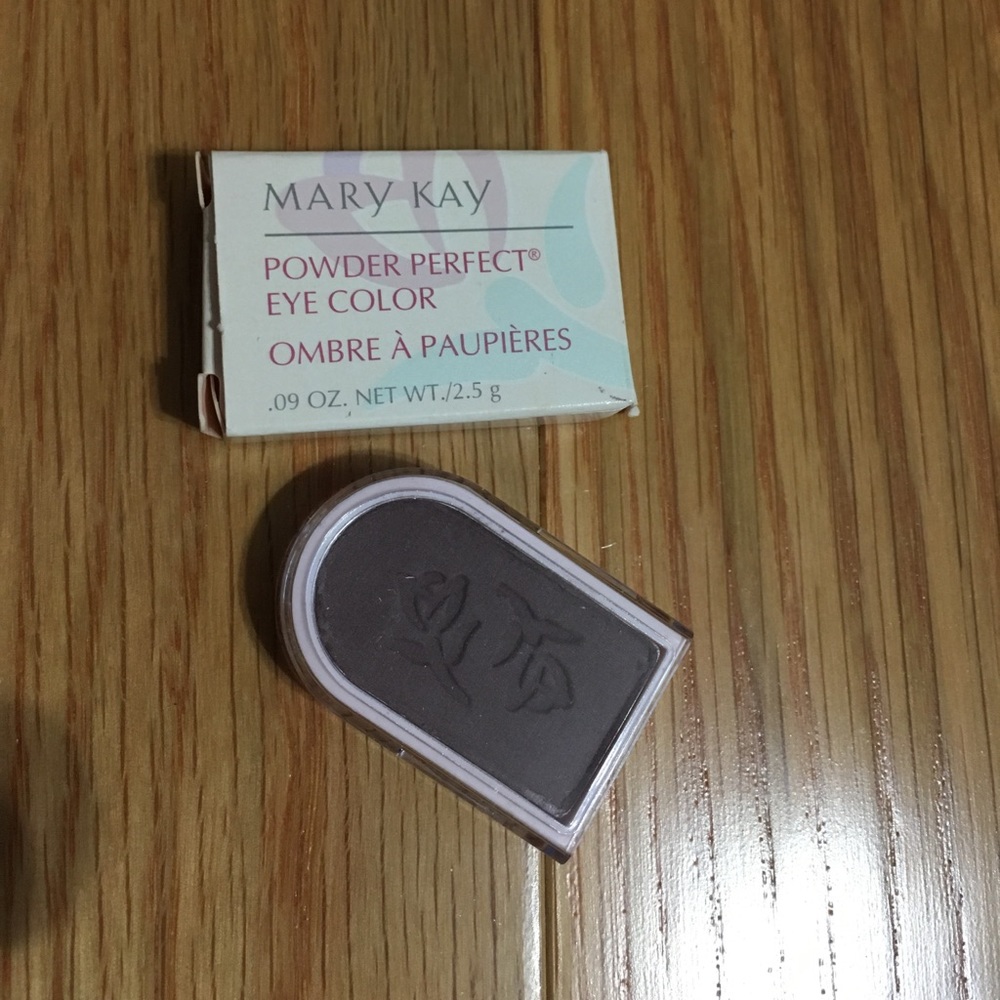 Mary Kay Powder Perfect Eye Shadow - Fig